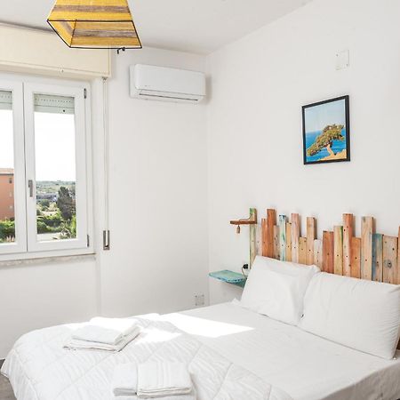 Guest House - Affittacamere Green Apartment - By Faendho Porto Torres Εξωτερικό φωτογραφία